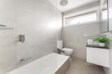 https://images.listonce.com.au/custom/160x/listings/244-sherwood-avenue-chelsea-vic-3196/973/01567973_img_09.jpg?ayk5VTQeMlE