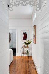 https://images.listonce.com.au/custom/160x/listings/244-victoria-street-brunswick-vic-3056/041/01650041_img_09.jpg?RwL61xkJEaI