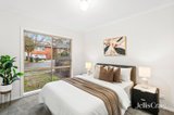 https://images.listonce.com.au/custom/160x/listings/2447-waverley-road-mount-waverley-vic-3149/438/01942438_img_08.jpg?KZDbT7Utphk