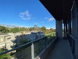 https://images.listonce.com.au/custom/160x/listings/246-christine-cres-richmond-vic-3121/454/01984454_img_07.jpg?U-2OAeaTdHI