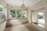 https://images.listonce.com.au/custom/160x/listings/246-elgar-road-box-hill-south-vic-3128/207/01044207_img_08.jpg?57PiMLuK9_0