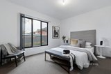 https://images.listonce.com.au/custom/160x/listings/246-oliver-street-ringwood-vic-3134/025/01549025_img_06.jpg?NhvMTyHAjSw