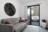 https://images.listonce.com.au/custom/160x/listings/246-oliver-street-ringwood-vic-3134/025/01549025_img_11.jpg?oogqN8voa9w