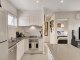 https://images.listonce.com.au/custom/160x/listings/2460-harp-road-kew-vic-3101/209/00829209_img_03.jpg?EUpsI3MMnOg