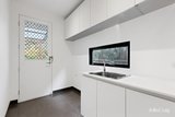 https://images.listonce.com.au/custom/160x/listings/246a-patterson-road-bentleigh-vic-3204/823/01950823_img_13.jpg?5qWlvWIOr7U