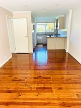 https://images.listonce.com.au/custom/160x/listings/247-east-boundary-road-bentleigh-east-vic-3165/692/01815692_img_06.jpg?V0YrZtixAFM