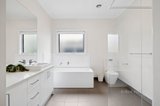https://images.listonce.com.au/custom/160x/listings/247-high-street-woodend-vic-3442/835/01897835_img_12.jpg?dQ__jqQS_N8