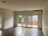https://images.listonce.com.au/custom/160x/listings/247-high-street-woodend-vic-3442/957/01779957_img_07.jpg?GuPbe6DpyZo