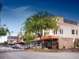 https://images.listonce.com.au/custom/160x/listings/247-spray-street-elwood-vic-3184/703/01794703_img_10.jpg?KUCMCcq6dew