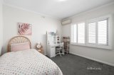 https://images.listonce.com.au/custom/160x/listings/248-douglas-parade-newport-vic-3015/270/01286270_img_09.jpg?4Dfc7ZMqFK4