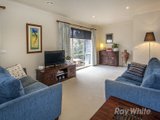 https://images.listonce.com.au/custom/160x/listings/248-townview-avenue-wantirna-south-vic-3152/873/01658873_img_03.jpg?-4t72bGL3pk