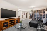 https://images.listonce.com.au/custom/160x/listings/249-fortuna-avenue-croydon-vic-3136/706/01927706_img_02.jpg?tPjxMuofhd8