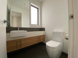 https://images.listonce.com.au/custom/160x/listings/249-lonsdale-street-south-geelong-vic-3220/803/01846803_img_16.jpg?2pHLtcTpK7g