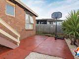 https://images.listonce.com.au/custom/160x/listings/249-manchester-road-mooroolbark-vic-3138/285/01526285_img_12.jpg?aa6OuOSVC78