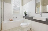 https://images.listonce.com.au/custom/160x/listings/249-marine-parade-st-kilda-vic-3182/988/01646988_img_08.jpg?gzhVkK7tmAI