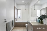 https://images.listonce.com.au/custom/160x/listings/24a-davis-street-kew-vic-3101/932/01906932_img_08.jpg?YzUyESmtq8I