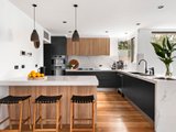 https://images.listonce.com.au/custom/160x/listings/24a-stuart-street-moonee-ponds-vic-3039/107/00986107_img_04.jpg?tYMSVM4BipM