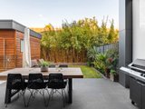 https://images.listonce.com.au/custom/160x/listings/24a-stuart-street-moonee-ponds-vic-3039/107/00986107_img_07.jpg?a3u024nxaX4