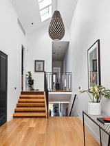 https://images.listonce.com.au/custom/160x/listings/24a-stuart-street-moonee-ponds-vic-3039/107/00986107_img_08.jpg?1dXUd20TnXI