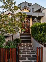 https://images.listonce.com.au/custom/160x/listings/24a-stuart-street-moonee-ponds-vic-3039/107/00986107_img_18.jpg?EwPInJwHInA