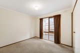 https://images.listonce.com.au/custom/160x/listings/25-aumann-drive-templestowe-vic-3106/648/00570648_img_08.jpg?bsucirTHa6w