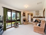 https://images.listonce.com.au/custom/160x/listings/25-autumn-grove-mooroolbark-vic-3138/055/01524055_img_06.jpg?Hsi8meJoABw