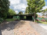 https://images.listonce.com.au/custom/160x/listings/25-autumn-grove-mooroolbark-vic-3138/055/01524055_img_19.jpg?U6EoIc8yvIc