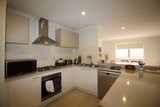https://images.listonce.com.au/custom/160x/listings/25-badminton-court-marshall-vic-3216/357/01700357_img_12.jpg?7SozL8PF840