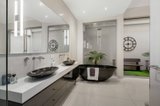 https://images.listonce.com.au/custom/160x/listings/25-barrow-place-richmond-vic-3121/188/00811188_img_12.jpg?yT9BR3nBHhM