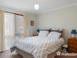 https://images.listonce.com.au/custom/160x/listings/25-belair-close-seville-vic-3139/461/01526461_img_07.jpg?GDBZcnYihWQ