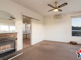 https://images.listonce.com.au/custom/160x/listings/25-bridges-avenue-mooroolbark-vic-3138/714/01524714_img_04.jpg?LER0YF3wyUo