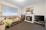 https://images.listonce.com.au/custom/160x/listings/25-bridgewater-road-seville-east-vic-3139/550/01593550_img_17.jpg?GLlLAqlbVcw