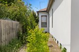 https://images.listonce.com.au/custom/160x/listings/25-buckingham-street-richmond-vic-3121/634/01135634_img_03.jpg?gpC57pOwDR8