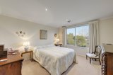 https://images.listonce.com.au/custom/160x/listings/25-burgess-street-hawthorn-vic-3122/513/00311513_img_05.jpg?PqvmMrPqir4