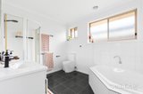 https://images.listonce.com.au/custom/160x/listings/25-burleigh-drive-grovedale-vic-3216/572/01975572_img_15.jpg?CpMl_HF5ilM
