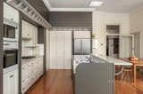 https://images.listonce.com.au/custom/160x/listings/25-burnett-street-st-kilda-vic-3182/019/01722019_img_06.jpg?-E-r0WQOFrM
