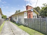https://images.listonce.com.au/custom/160x/listings/25-camden-road-newtown-vic-3220/904/01698904_img_05.jpg?pGRrbCebQLQ