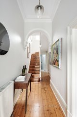 https://images.listonce.com.au/custom/160x/listings/25-canterbury-road-middle-park-vic-3206/585/01181585_img_03.jpg?pdcwFYaZEhY