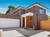 https://images.listonce.com.au/custom/160x/listings/25-carmen-close-doncaster-east-vic-3109/231/01652231_img_01.jpg?X-yztbuYPjw