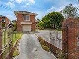 https://images.listonce.com.au/custom/160x/listings/25-carrathool-street-bulleen-vic-3105/063/00865063_img_05.jpg?Ggy9xZYqAmM