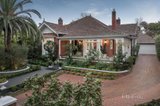 https://images.listonce.com.au/custom/160x/listings/25-chaucer-crescent-canterbury-vic-3126/043/01549043_img_03.jpg?gX5meV9FTfI