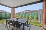 https://images.listonce.com.au/custom/160x/listings/25-cinnamon-drive-lake-gardens-vic-3355/527/01560527_img_07.jpg?UbnOq1WuJ3E