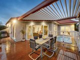 https://images.listonce.com.au/custom/160x/listings/25-clydesdale-street-box-hill-vic-3128/944/00828944_img_02.jpg?aSKC005P5go