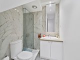 https://images.listonce.com.au/custom/160x/listings/25-cobden-street-south-melbourne-vic-3205/965/01086965_img_09.jpg?1FfQh9v78cI