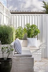 https://images.listonce.com.au/custom/160x/listings/25-cooke-street-abbotsford-vic-3067/184/01938184_img_14.jpg?PSdvllBccyw