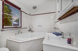 https://images.listonce.com.au/custom/160x/listings/25-creek-road-mitcham-vic-3132/704/01136704_img_09.jpg?PKOiVGhTBEw