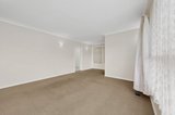 https://images.listonce.com.au/custom/160x/listings/25-curtis-avenue-mount-waverley-vic-3149/527/01816527_img_11.jpg?PZ_KUEpfLa0