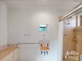 https://images.listonce.com.au/custom/160x/listings/25-de-havilland-avenue-strathmore-heights-vic-3041/673/01574673_img_05.jpg?3M9KwH-7eP8