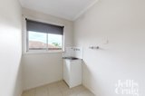 https://images.listonce.com.au/custom/160x/listings/25-de-havilland-avenue-strathmore-heights-vic-3041/673/01574673_img_27.jpg?7iyYZfkF-eA