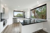 https://images.listonce.com.au/custom/160x/listings/25-delfin-crescent-greensborough-vic-3088/894/01858894_img_04.jpg?5GUjQH1DnSc